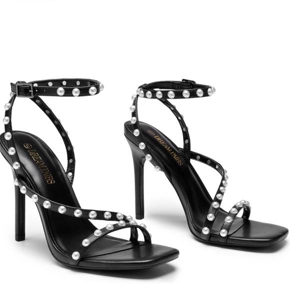 Black and white pearl beaded stilettos😍😎 - Picture 2 of 5